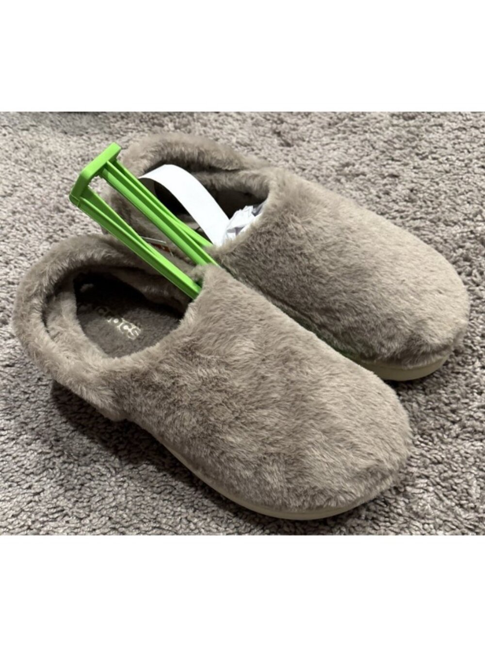 Crocs Classic Unforgettable Clog Mushroom Tan Faux Fur Mens 11 Slipper Shoes NWT